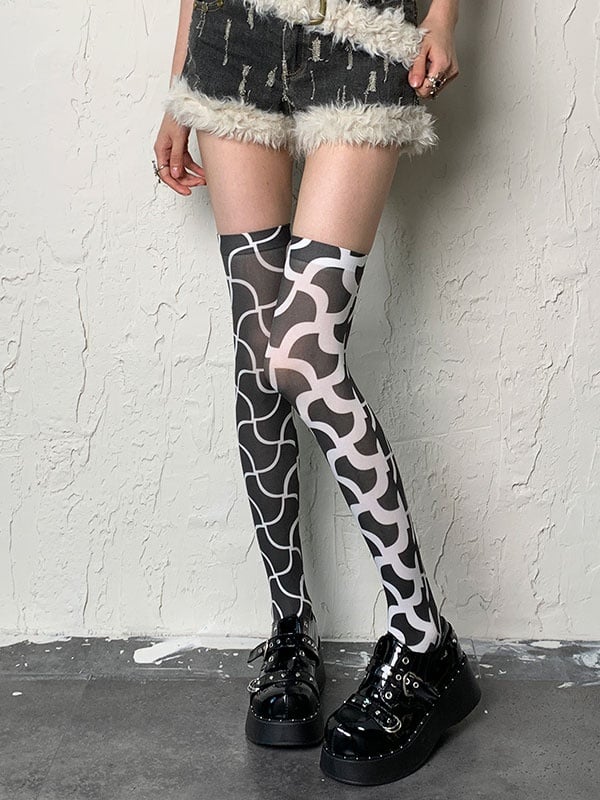 Black&White Line Print Overknee Stockings