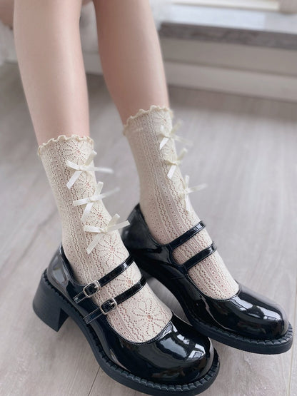 White/Light Yellow/Black Bows Daisy Calf Socks