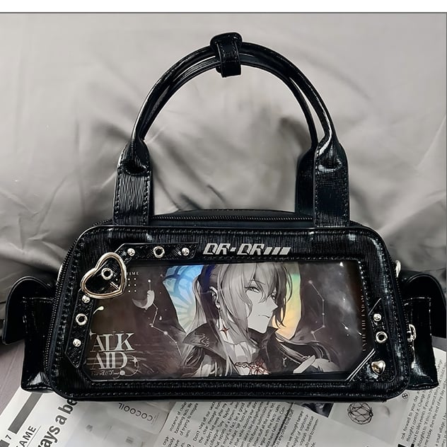 Black Heart Buckle Decorated Ita Bag