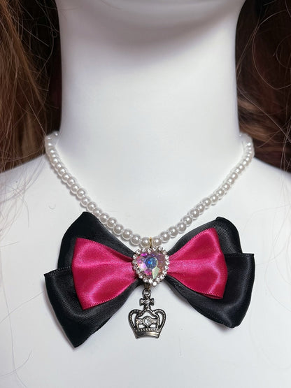 Black&Pink Rhinestone Heart Decorated Lace Trim Bowknot Haiclip + Bowknot Pendant Beaded Necklace + Bowknot Ring