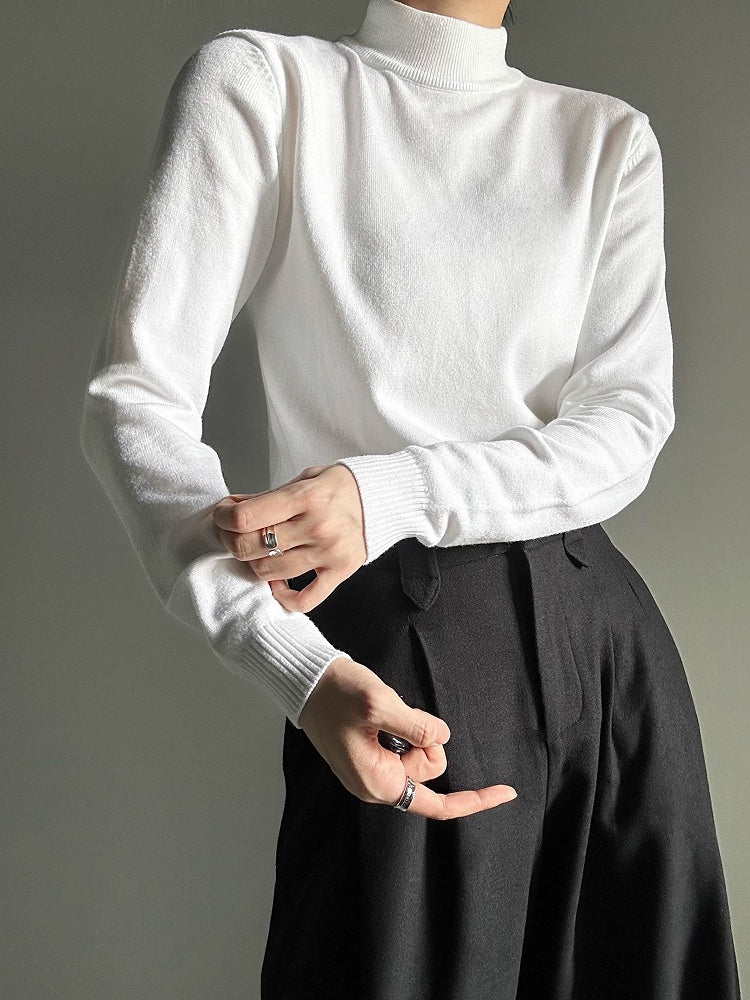 Ouji Lolita White Unisex Slim Fit Long-Sleeve Sweater with Turtle Neck