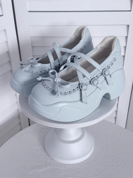 Blue Knotted Bow at Top Crisscross Design Platforms