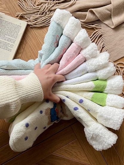 7 Options Cartoon Bear Winter Socks