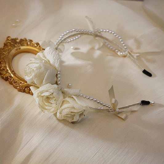 Light Yellow Rosettes Beaded KC