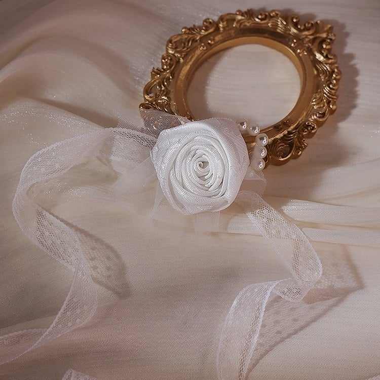 White Rosette Choker