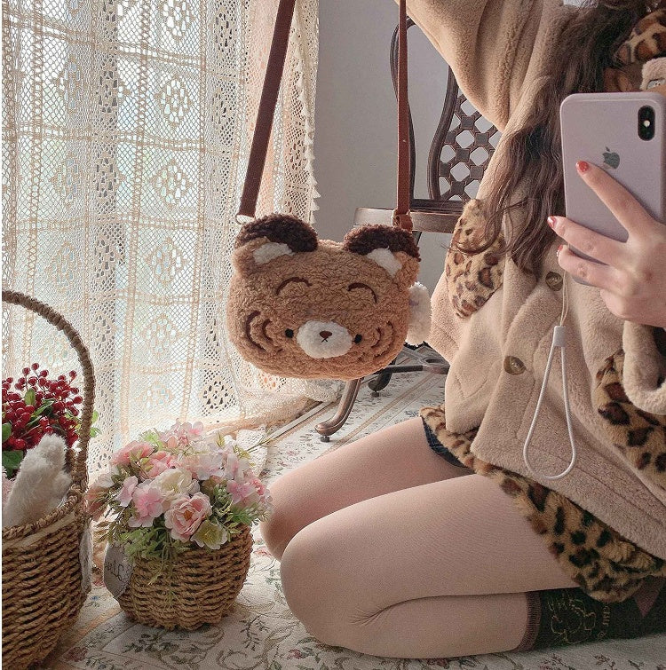 Tiger and Teeth Plush Tiger Head-Shaped Crossbody