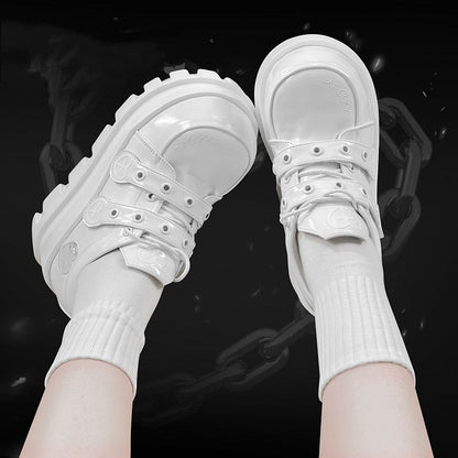 White Water Injected Heart Design Platforms