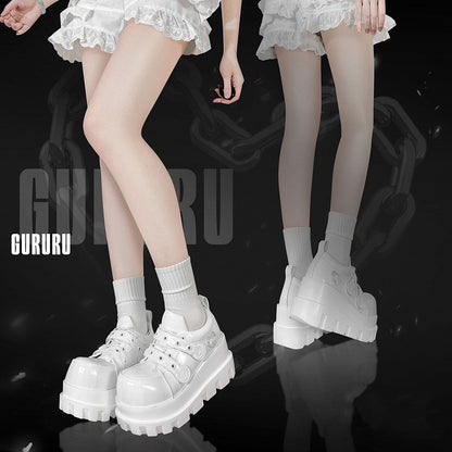 White Water Injected Heart Design Platforms