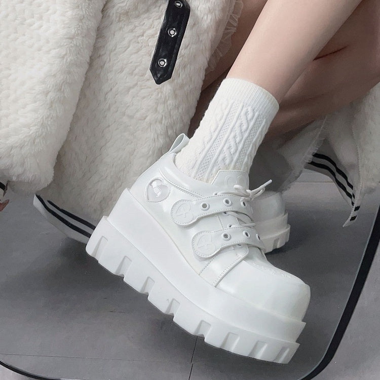 White Water Injected Heart Design Platforms