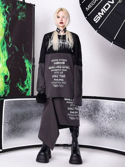 Metal Crescent Moon Chain Design Black/Red PU Choker