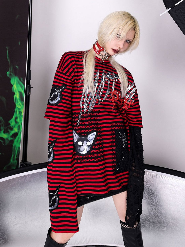 Metal Crescent Moon Chain Design Black/Red PU Choker