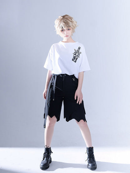 Glimpse Gossip Potion Bottle Embroidery Round Neck T-shirt