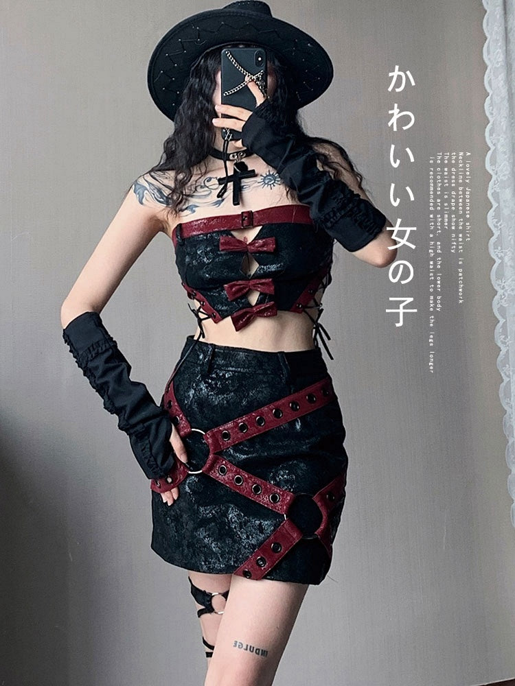 Crisscross Straps Decorated Faux Fur Moto Biker Mini Skirt Music Festival Outfits