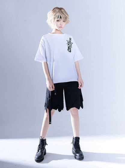 Glimpse Gossip Potion Bottle Embroidery Round Neck T-shirt