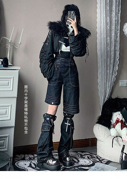 Versatile Cargo Jeans / Shorts