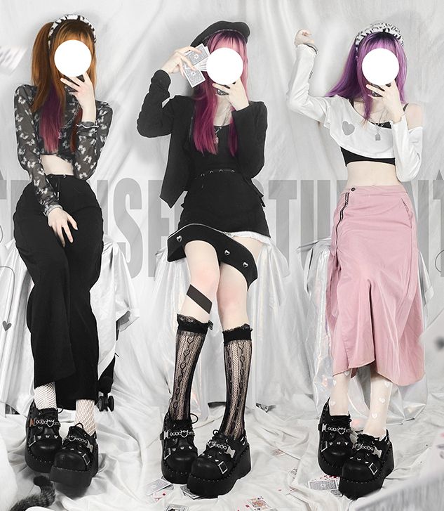 Devil's Trap Lace-up Closure Silver-tone Studs Decorated PU Matte Black Flatforms