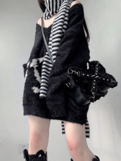 Studs Decorated Black Plush Bone-shaped Bag