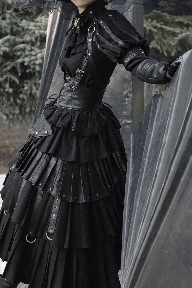 Black Gothic Lolita Under Bust Corset High Waist Layered Pleated Skirt with Shoulder Straps