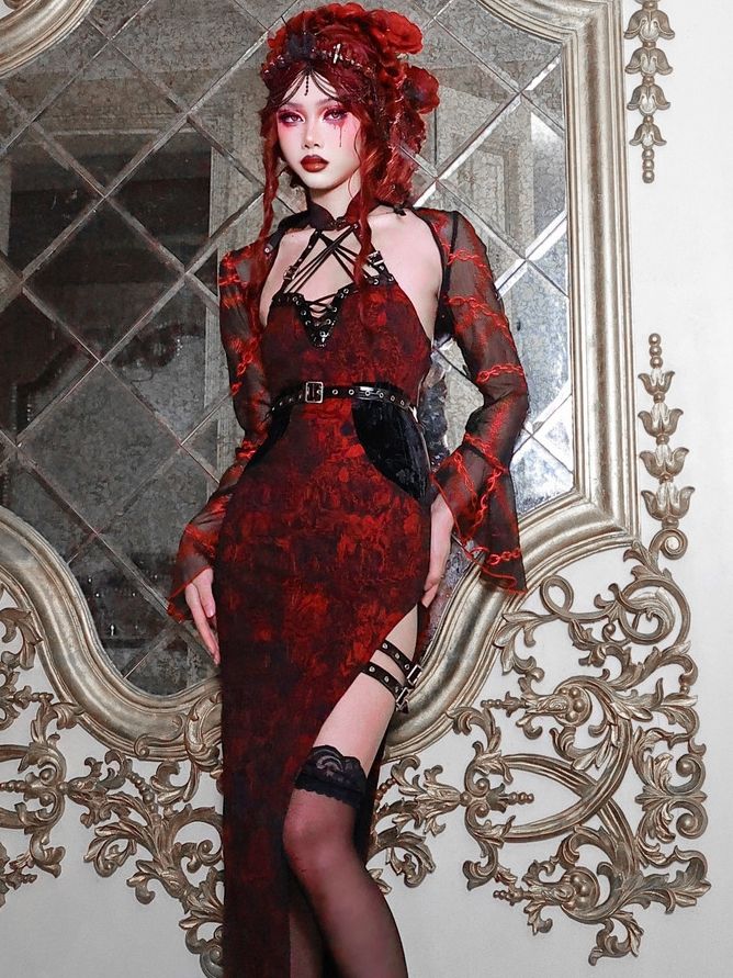 Romantic Goth Vampire Black Cropped Top with Chain Embroidery Bell Sleeves