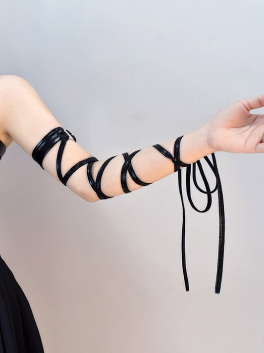 Punk Black/White Strap Design Armlet