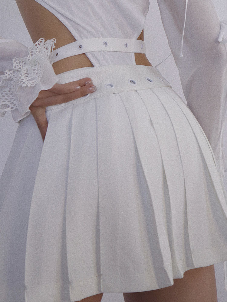 Butterfly Embroidery White Pleated Skirt