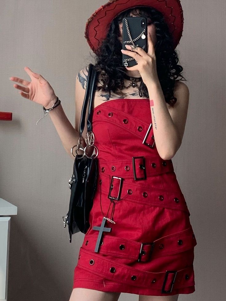 Buckles Decorated Strapless Red Dress Music Festival Outfits